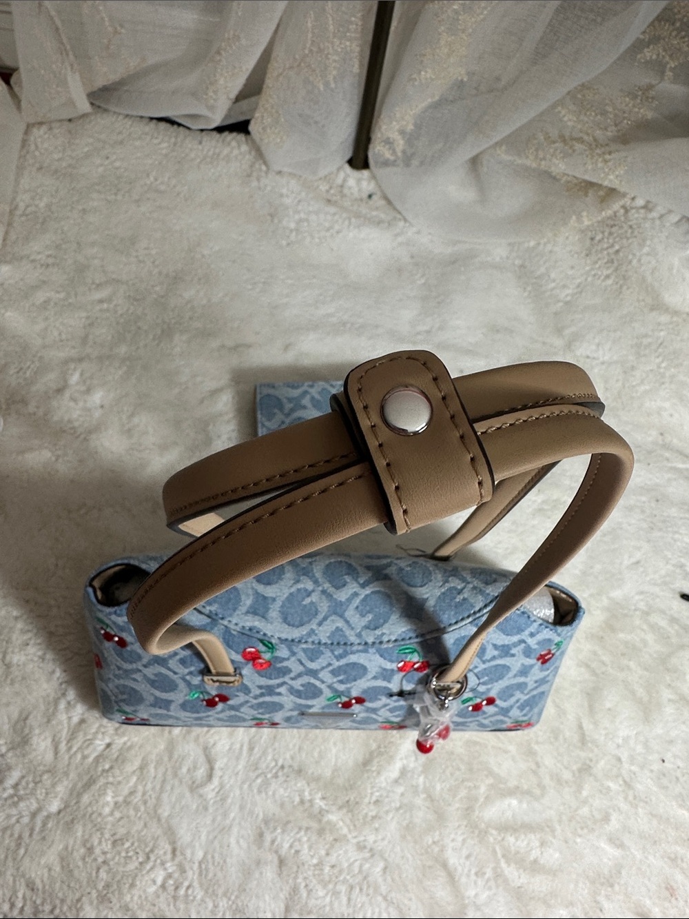 Guess shoulder cherry denim shoulder bag monogram print - Picture 3 of 7
